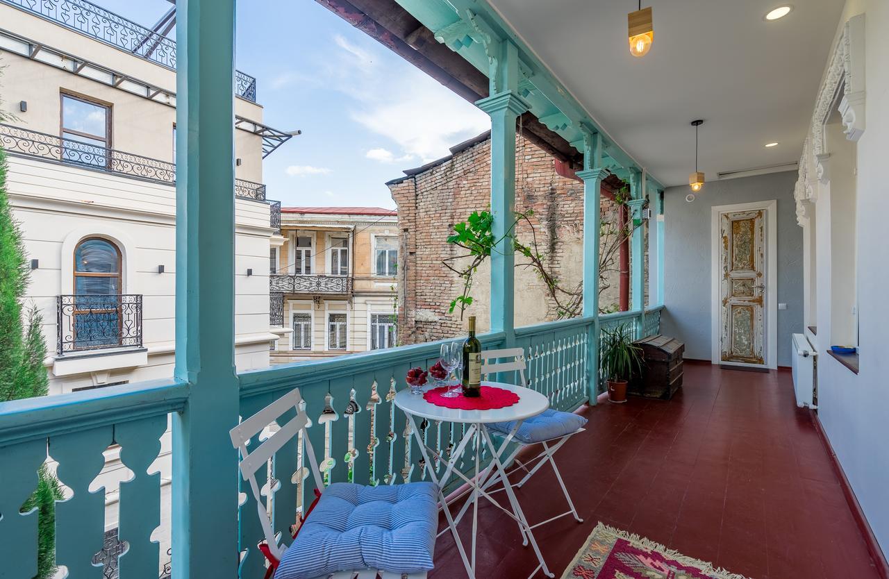Gallery Apartment Tbilisi Ngoại thất bức ảnh