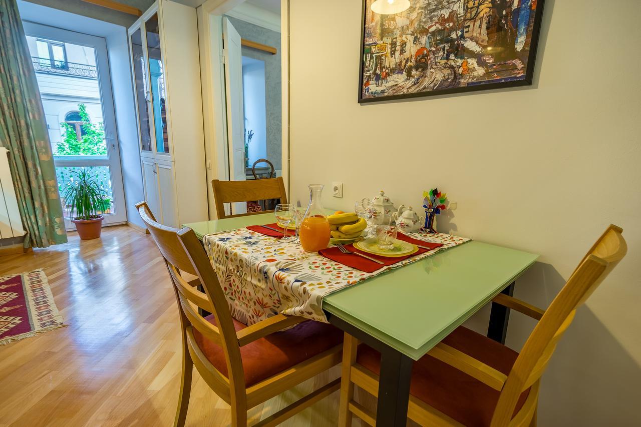 Gallery Apartment Tbilisi Ngoại thất bức ảnh