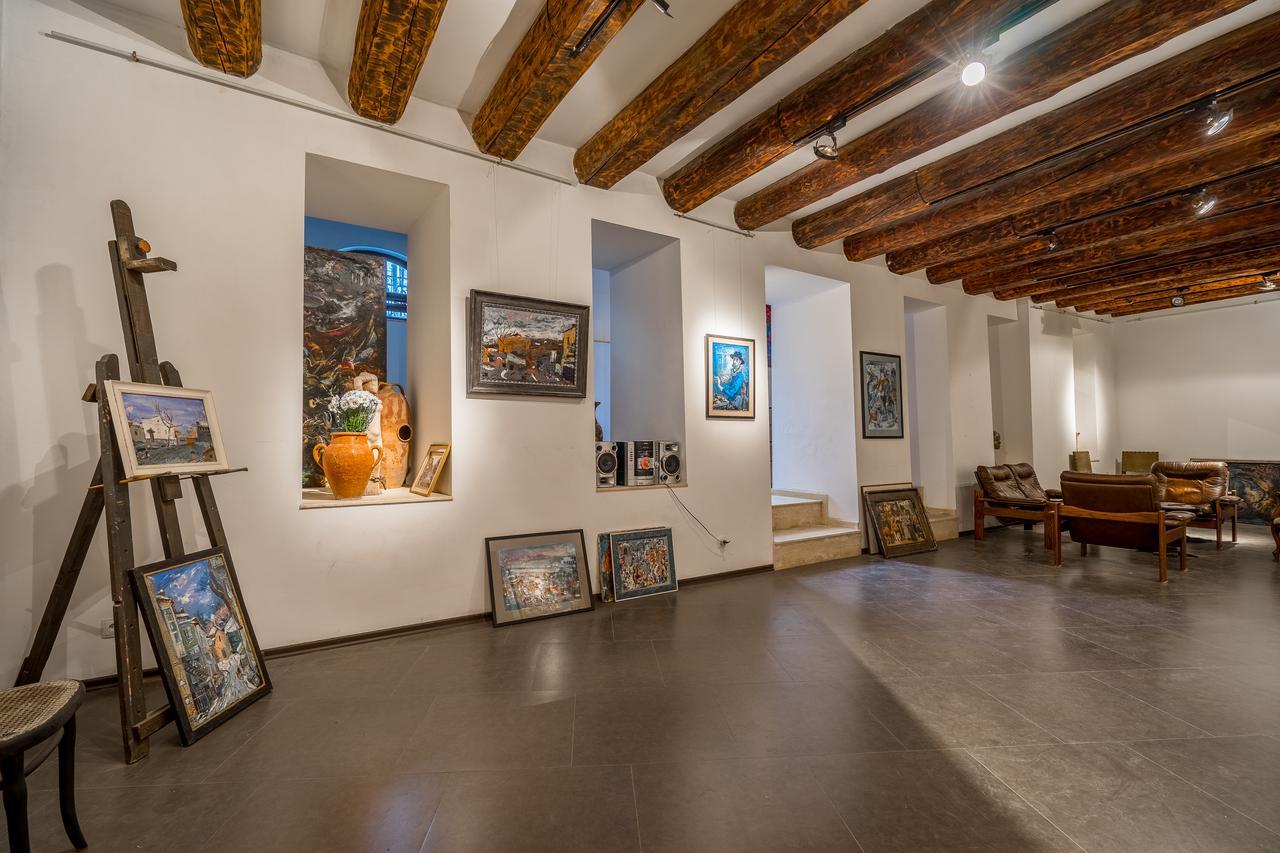 Gallery Apartment Tbilisi Ngoại thất bức ảnh