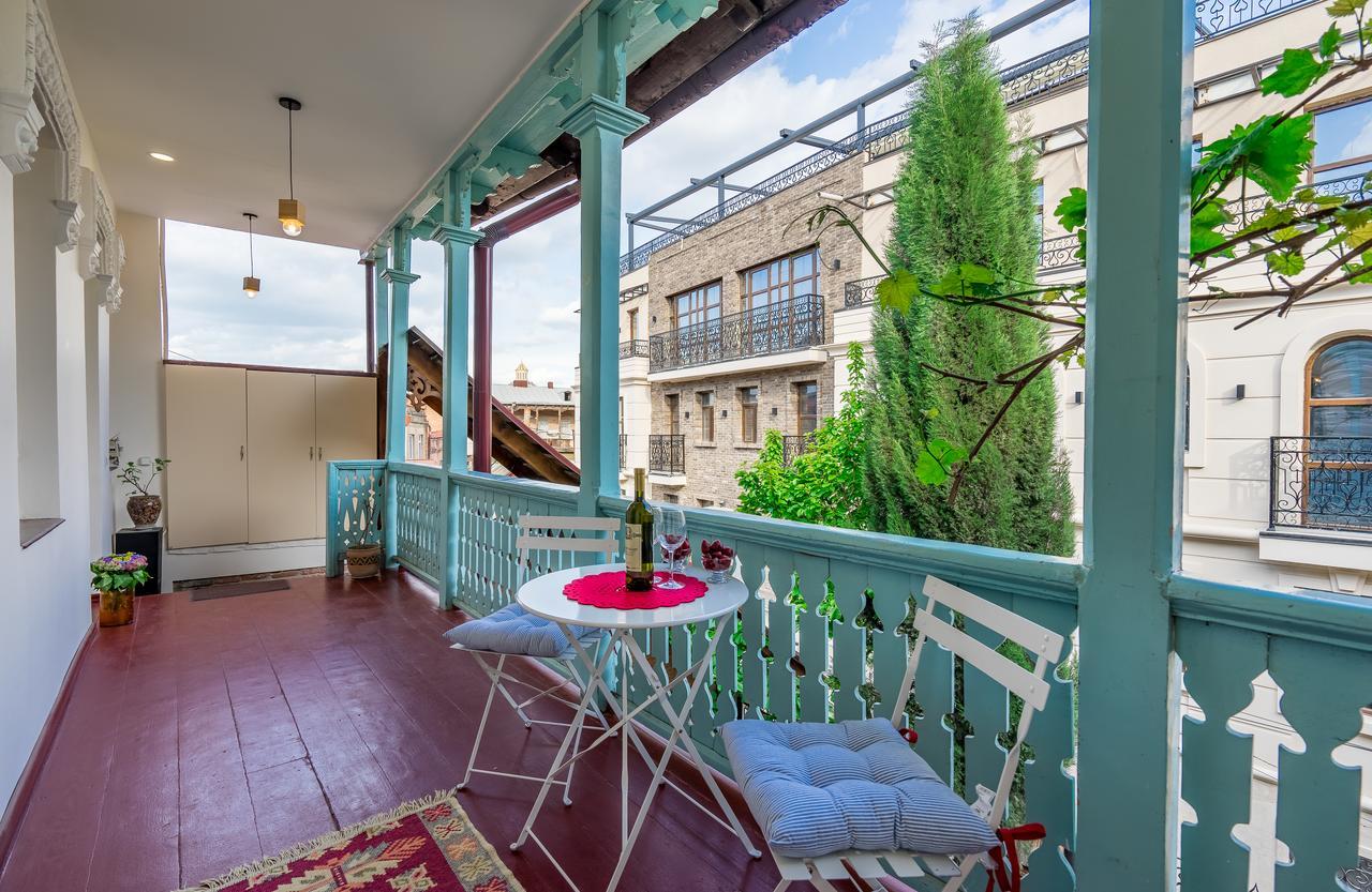 Gallery Apartment Tbilisi Ngoại thất bức ảnh